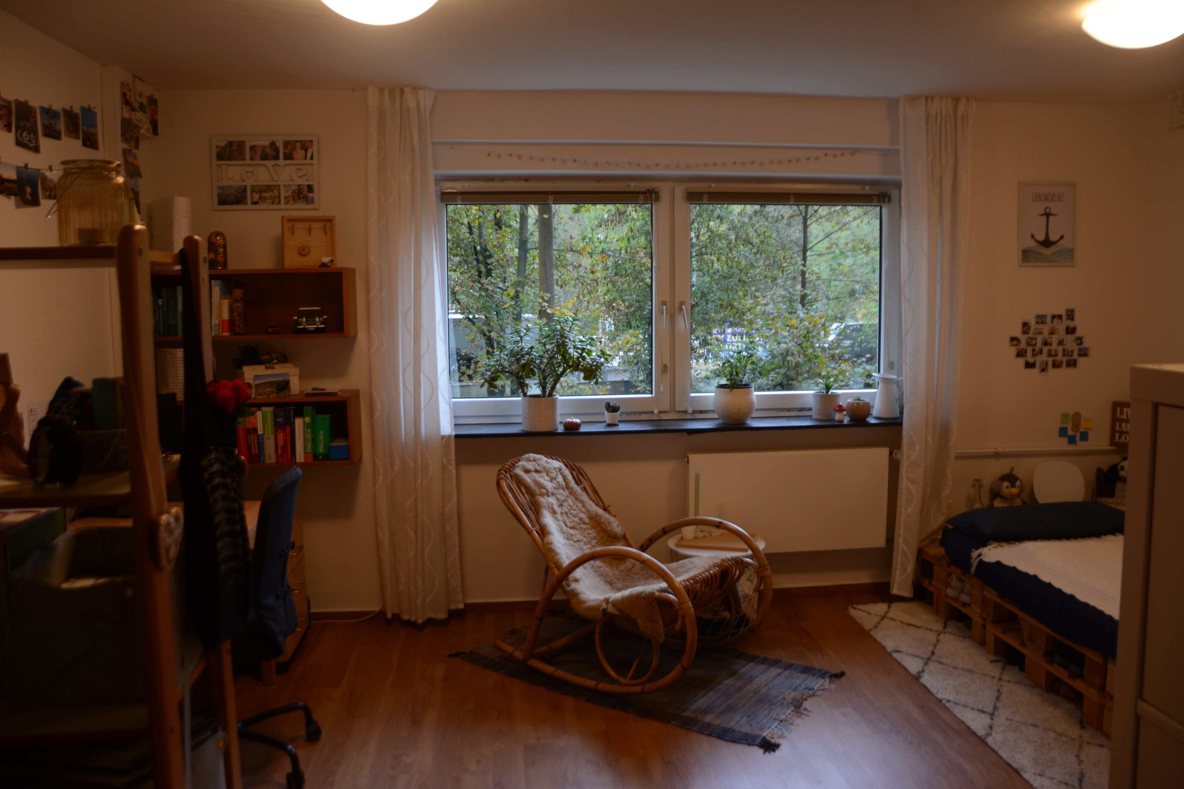 Ein eingerichtetes 20qm Zimmer