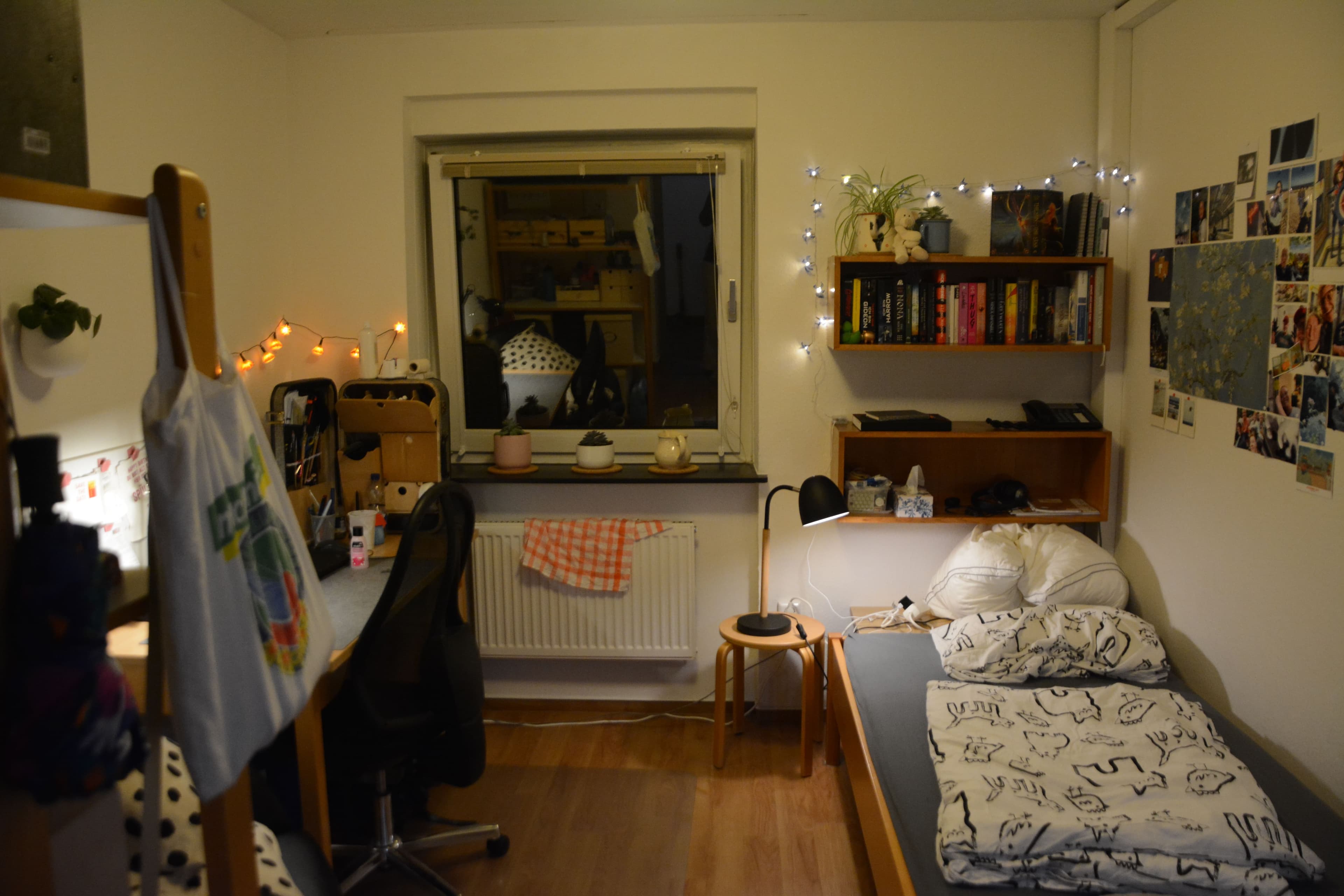 Ein eingerichtetes 12qm Zimmer